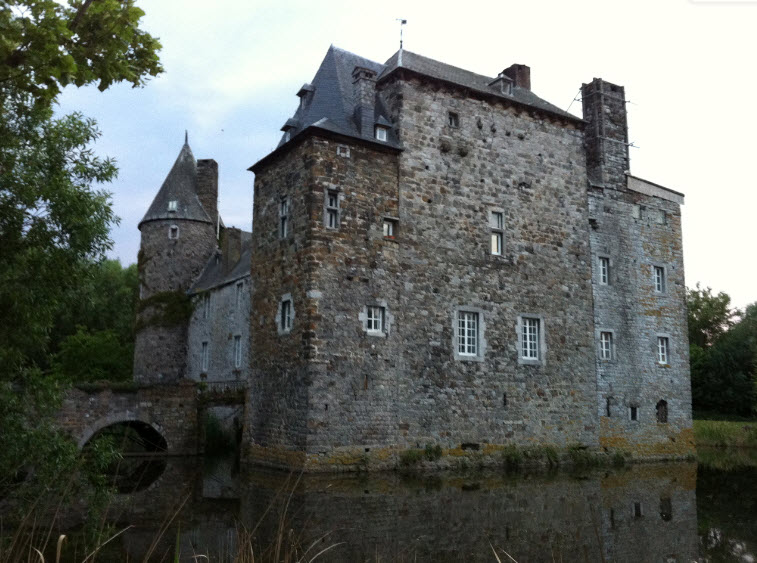 Château de Graaf, Plombières, Belgium